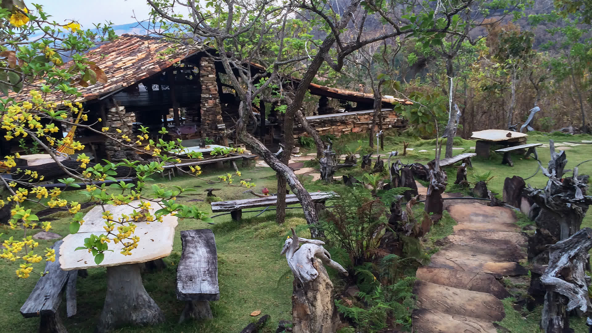 Casa de Pedra - Cachoeira do Rosário